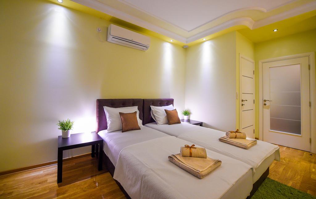 Sweet House Politika * Belgrad