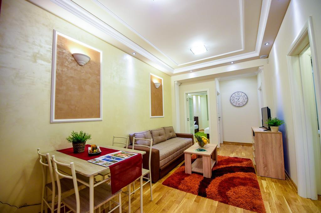 Sweet House Politika Belgrad